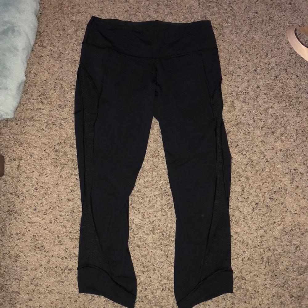 Lululemon reversible cropped leggings